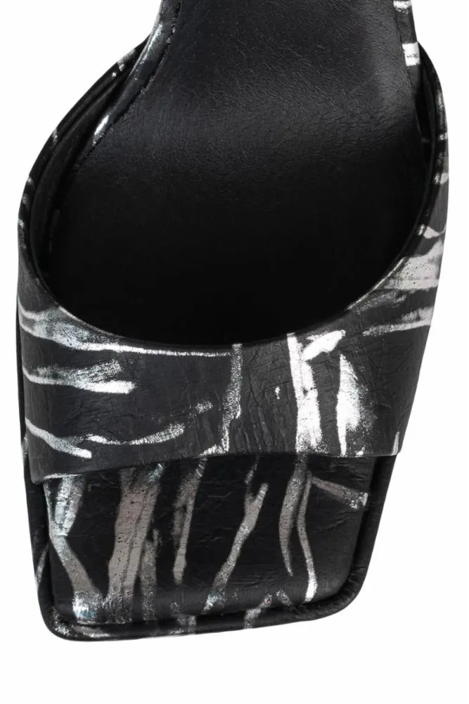 Jeffrey Campbell  Women's Grooving Black M