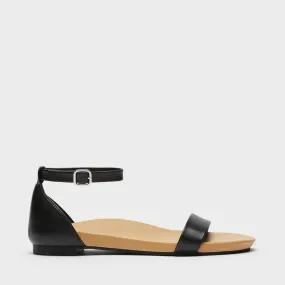 Poppy - Black