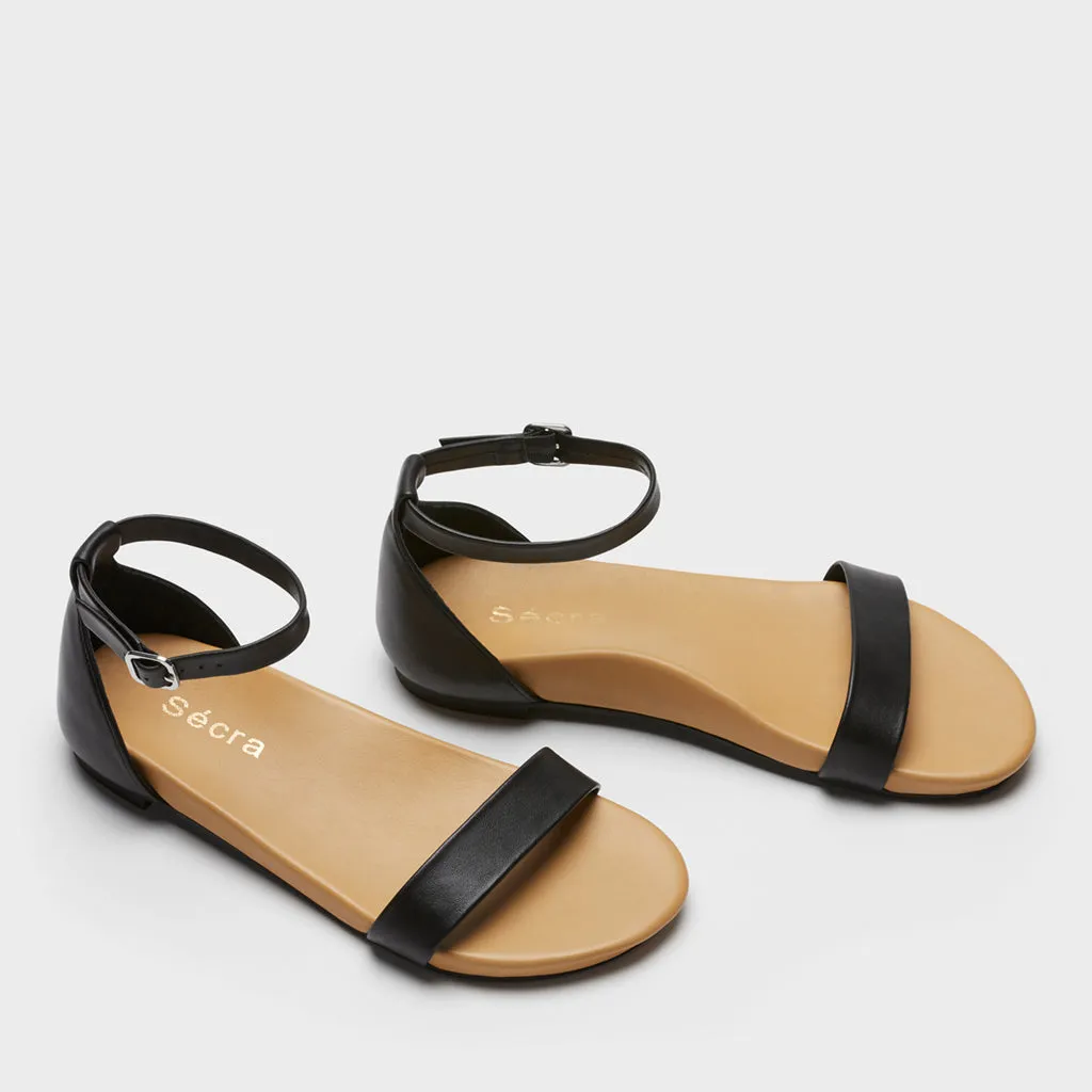 Poppy - Black